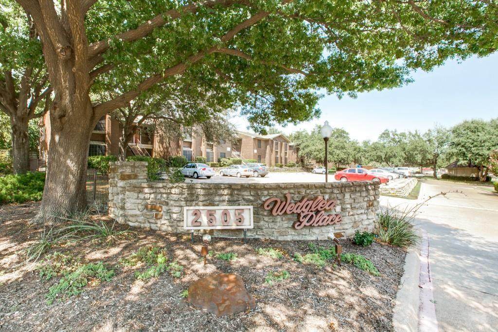 2505 Wedglea Drive - Photo 1