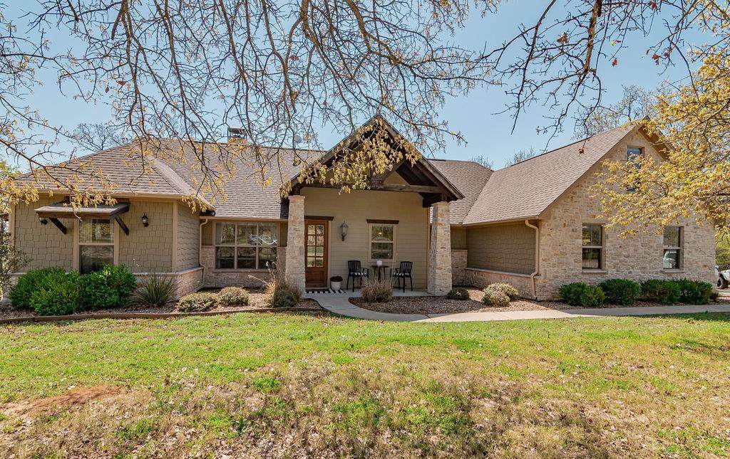 1096 Cardinal Lane - Photo 1