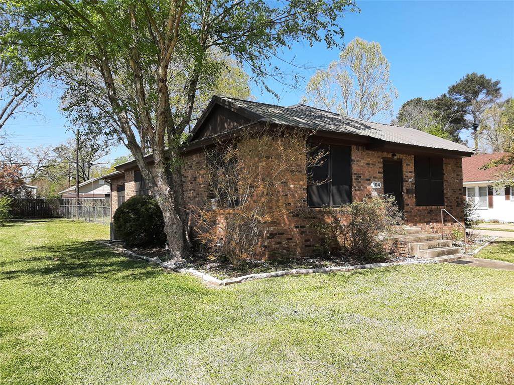 104 3rd Street - Photo 1