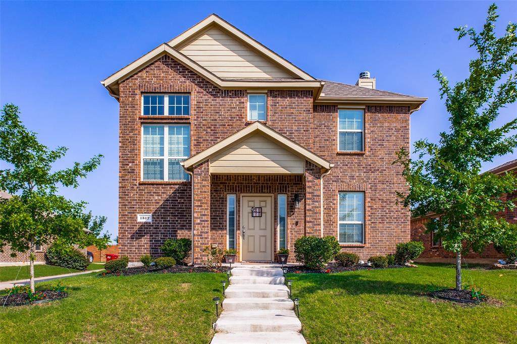 1517 Applegate Way - Photo 1