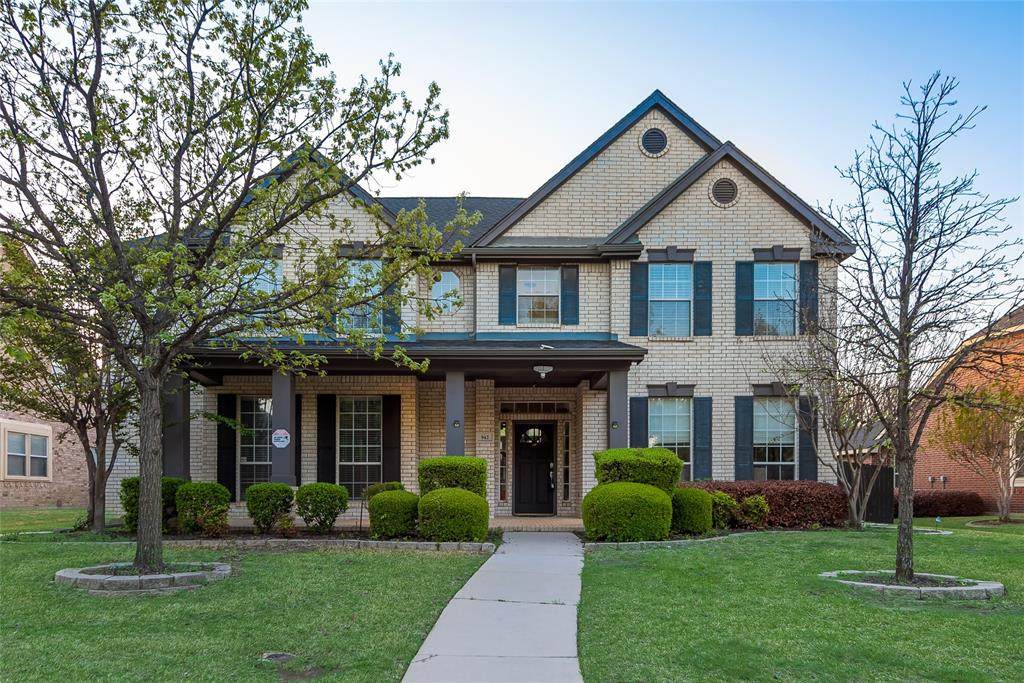 942 Crestview Drive - Photo 1