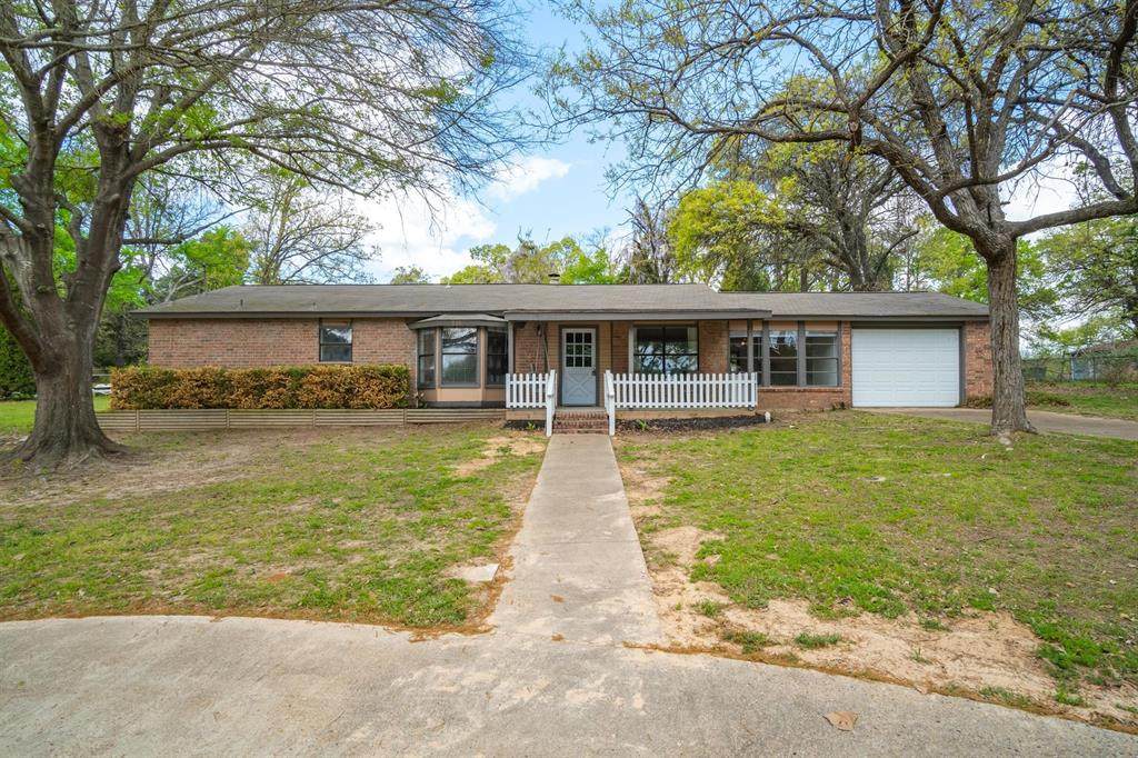 210 Lake Front Drive - Photo 1