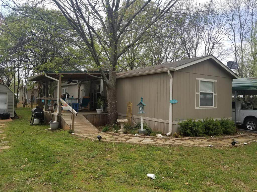51 Pacific Boulevard - Photo 1