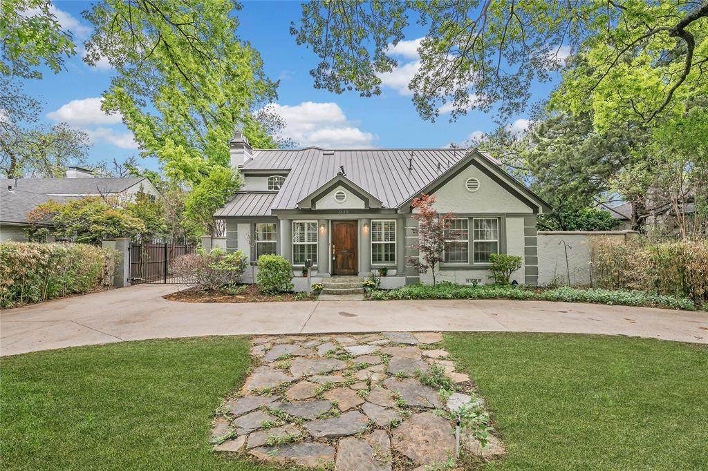 3120 Lovers Lane - Photo 1