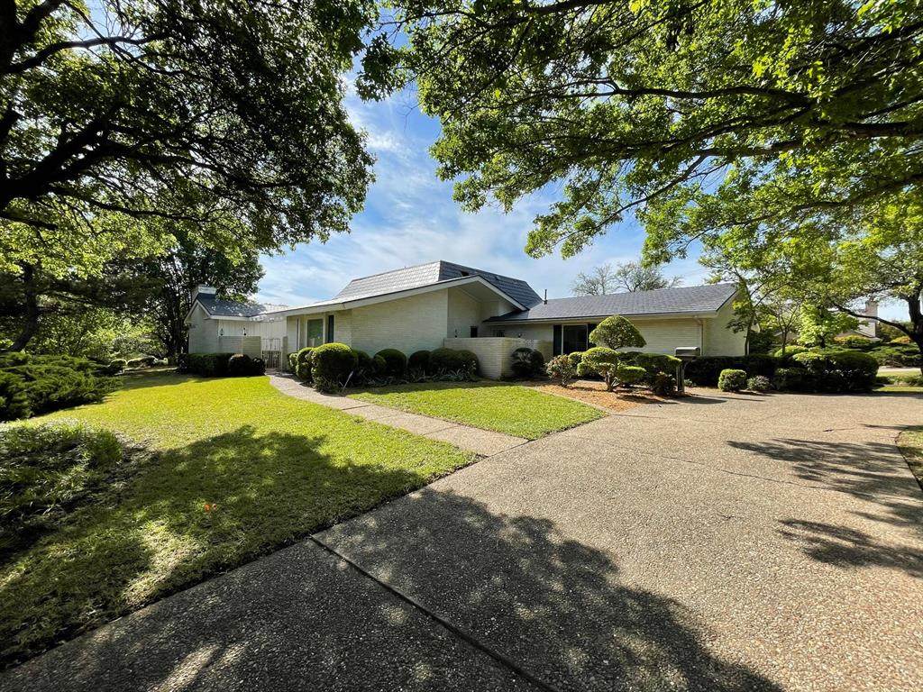6463 Sumac Road - Photo 1