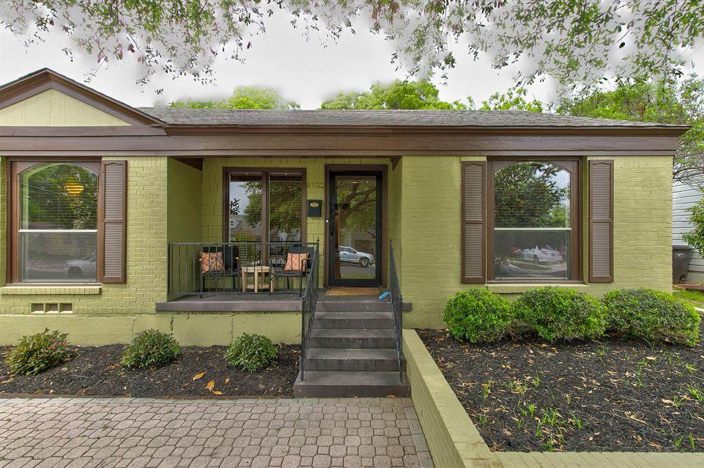 4232 Curzon Avenue - Photo 1