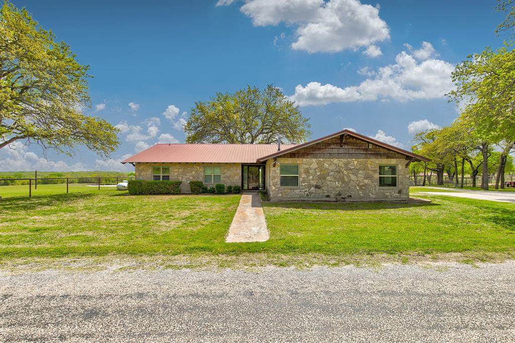 399 County Road 3940 - Photo 1
