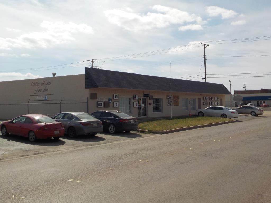 909 13th Street - Photo 1