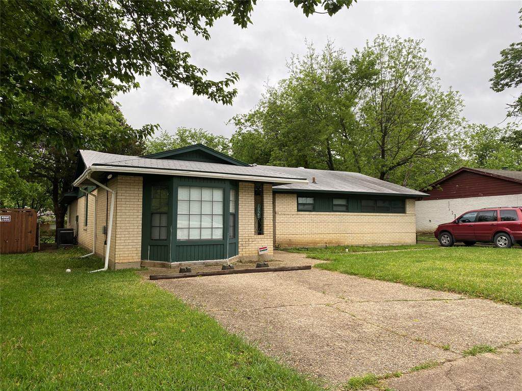 1925 Proctor Drive - Photo 1