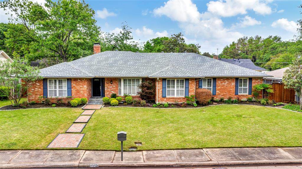 7812 Roundrock Road - Photo 1