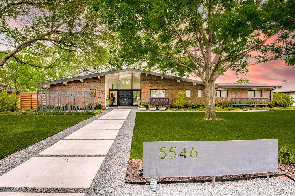5546 Charlestown Drive - Photo 1