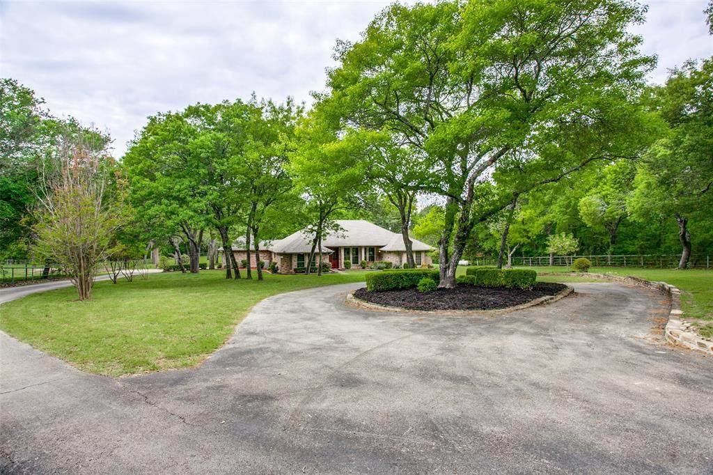 1009 Wilson Road - Photo 1
