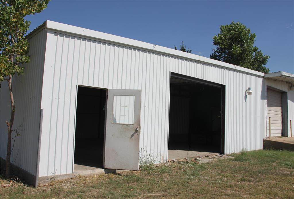 3265 State Highway 101 - Photo 1