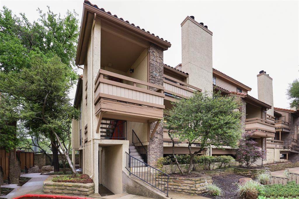 7640 Greenway Boulevard - Photo 1