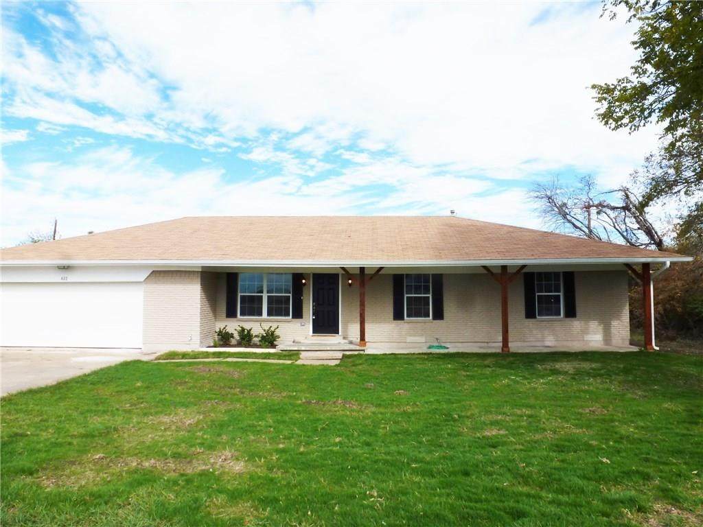 611 Mabel Avenue - Photo 1