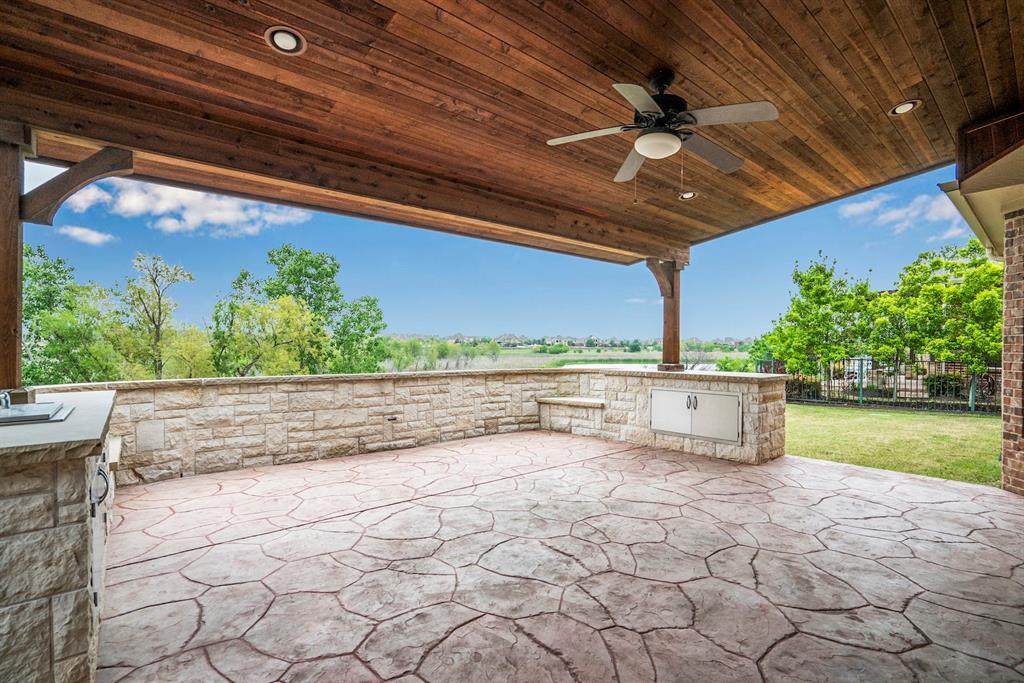 6624 Lincoln Hills Court - Photo 1