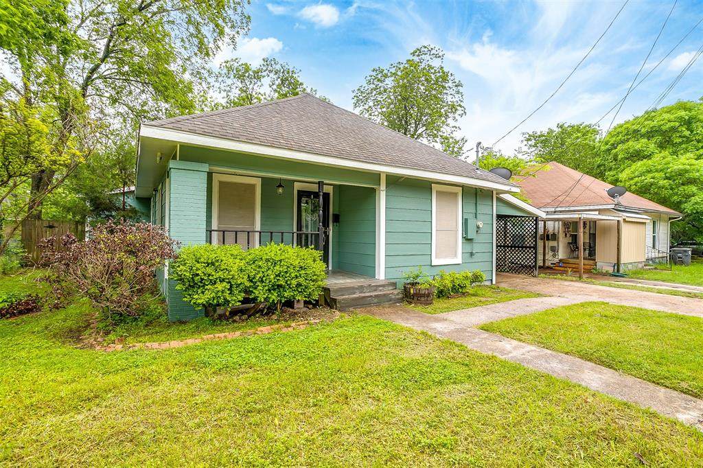 533 Wilson Street - Photo 1