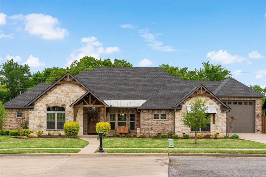 1048 Alexis Drive - Photo 1