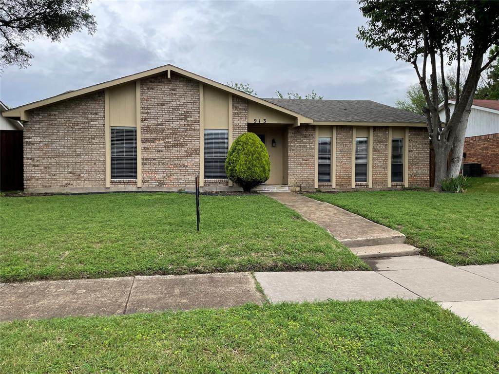913 Lombardy Drive - Photo 1