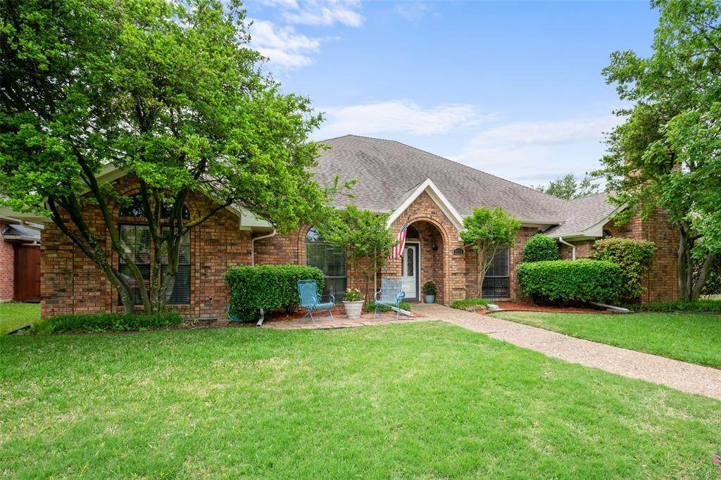 2708 Powderhorn Drive - Photo 1
