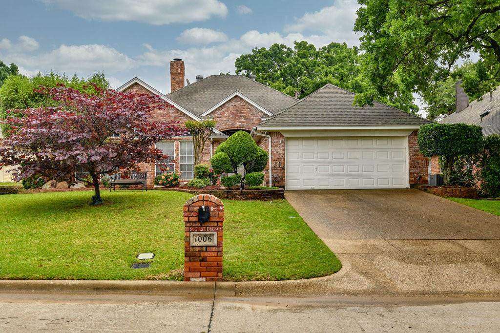 1006 Masters Drive - Photo 1