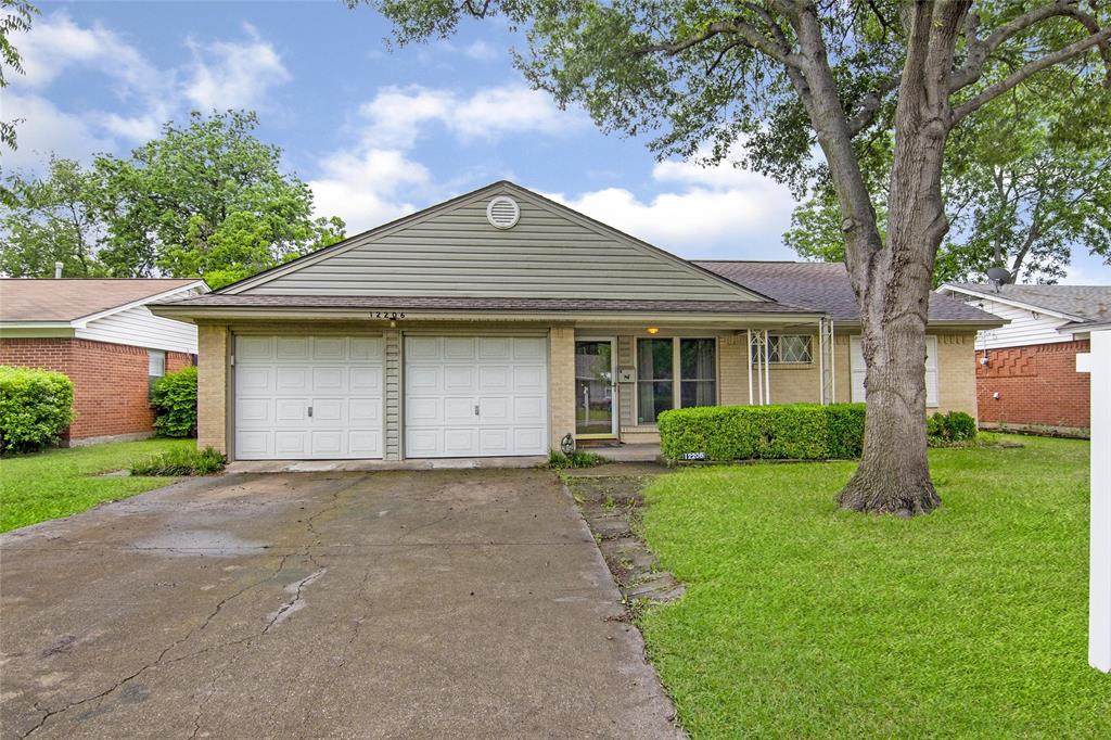 12206 Brisbane Avenue - Photo 1