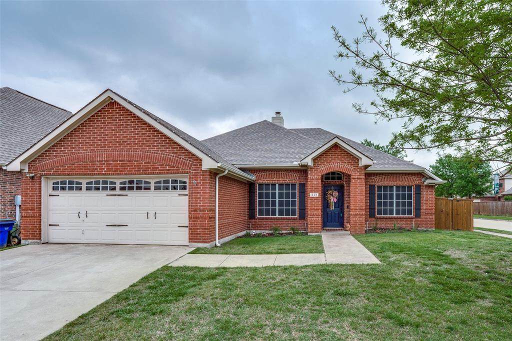 631 Crockett Drive - Photo 1