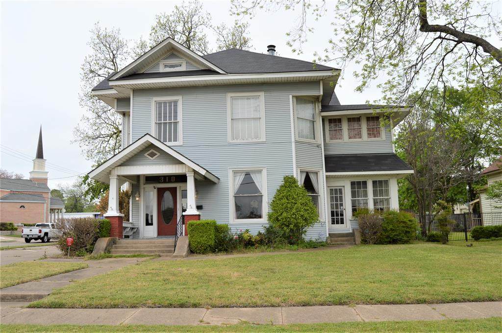 310 College Street - Photo 1