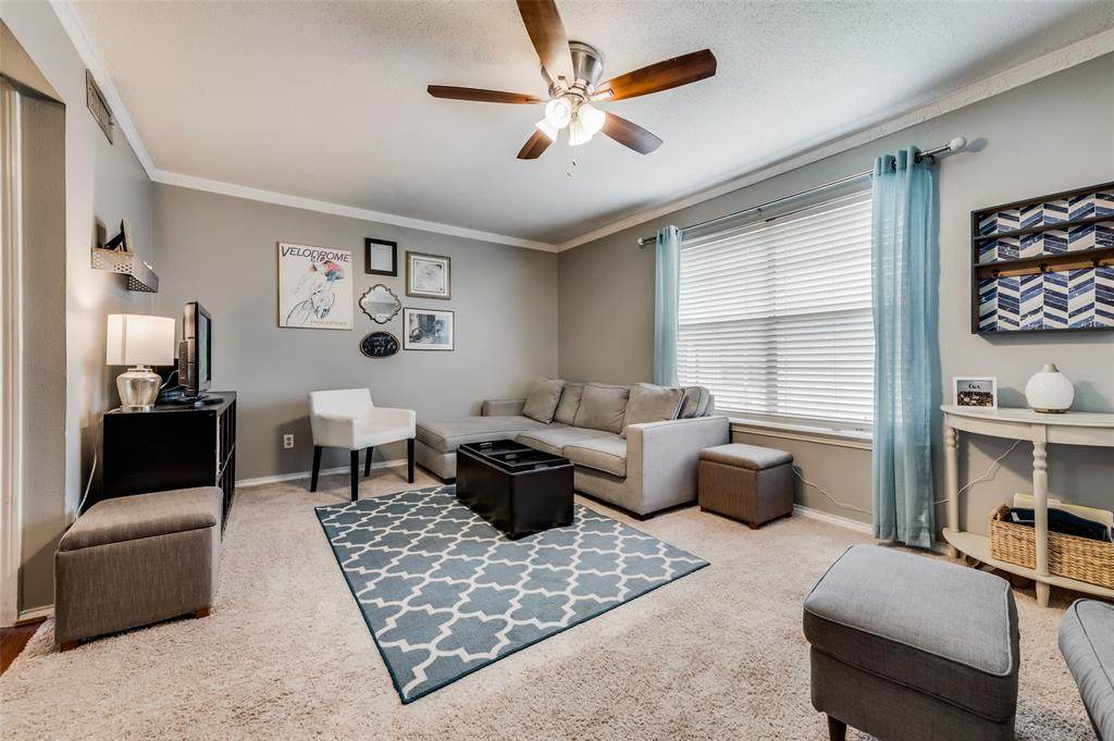 5823 Sandhurst Lane - Photo 1