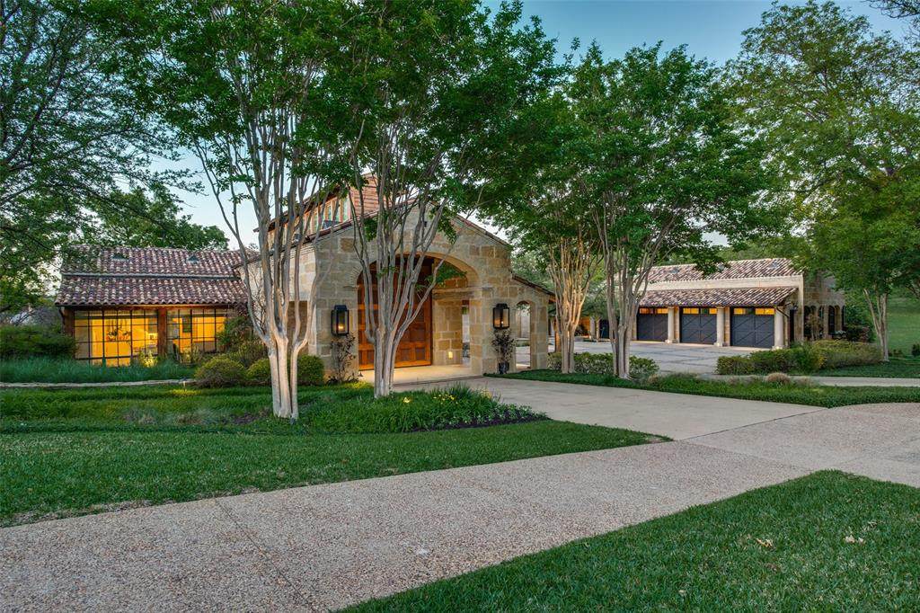 1122 Post Oak Place - Photo 1