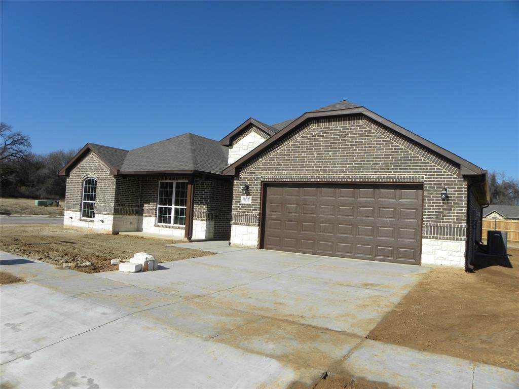 916 Sam Street - Photo 1