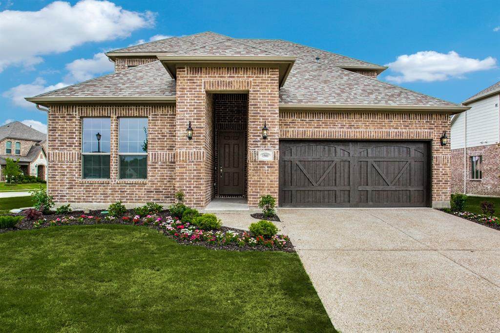 1105 Red Hawk Lane - Photo 1