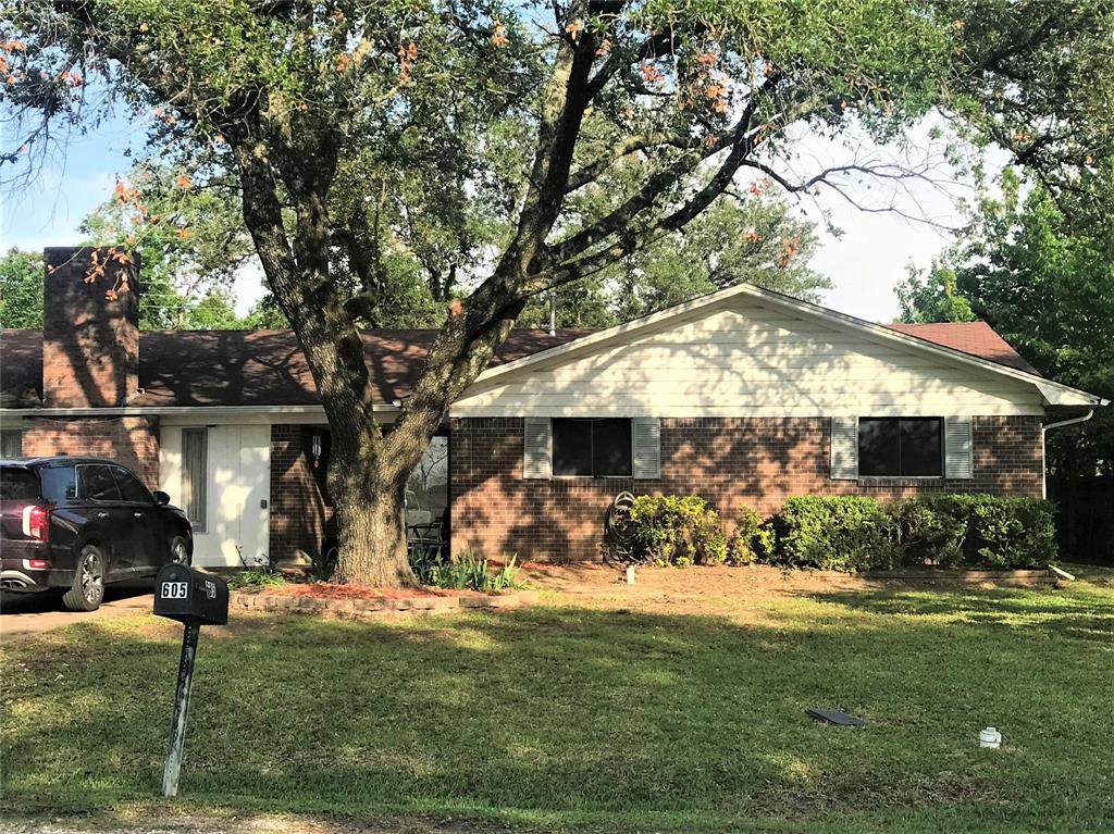 605 Wynne Road - Photo 1