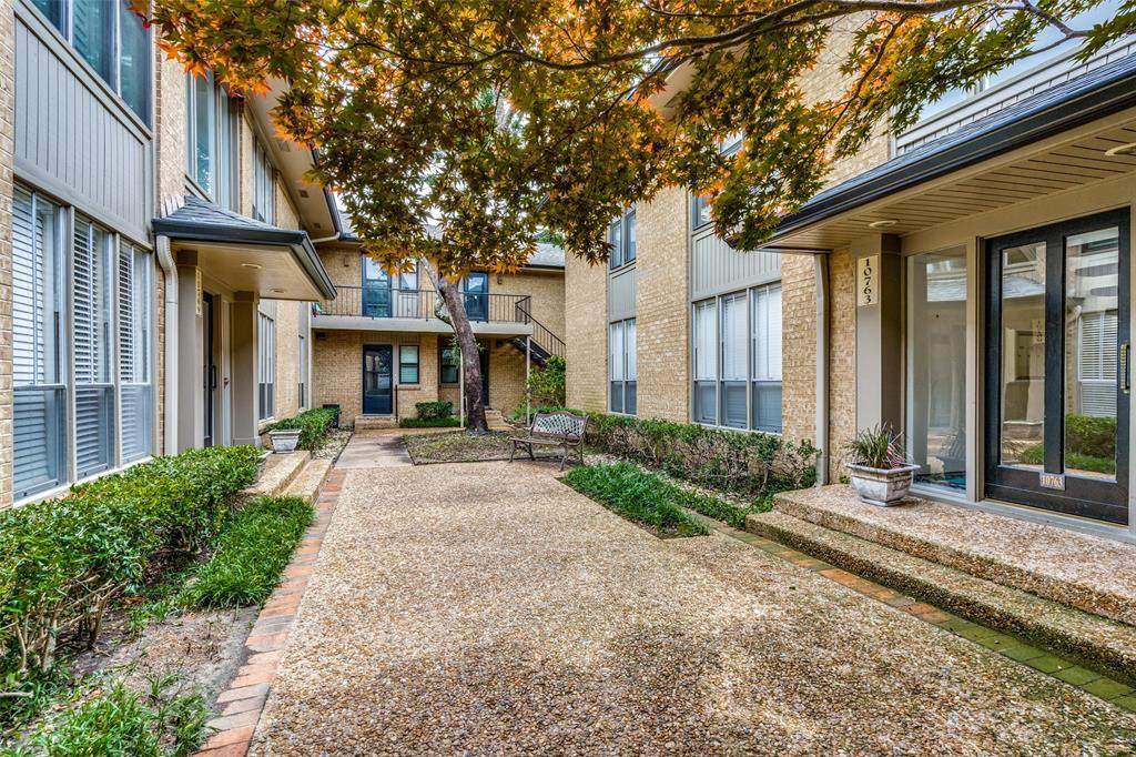 5820 Royal Lane - Photo 1