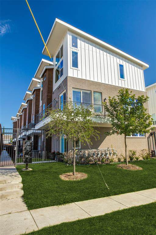 4626 Munger Avenue - Photo 1