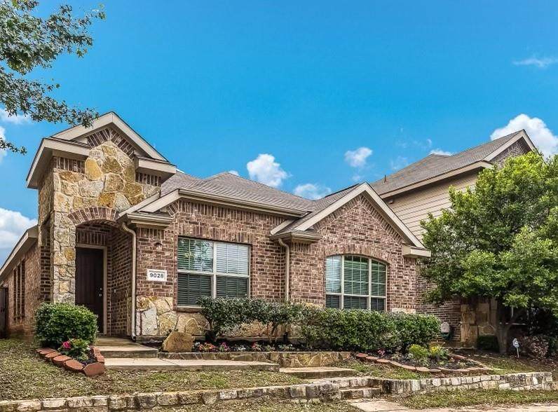 9028 Spurs Trail - Photo 1