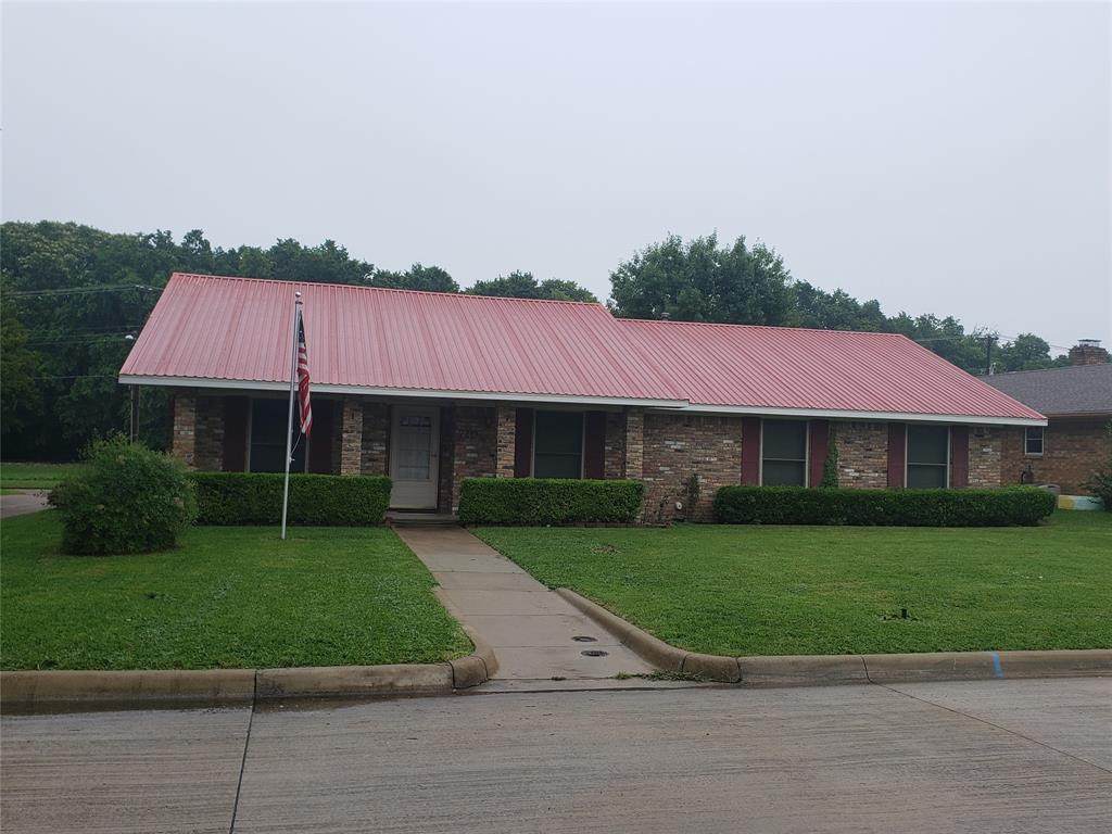 720 Bush Drive - Photo 1