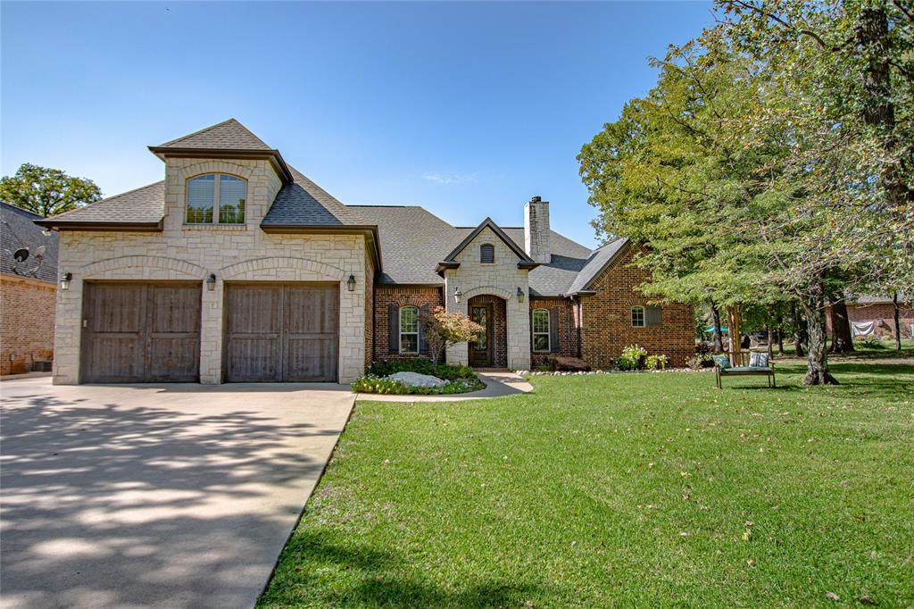 153 Saint Andrews Drive - Photo 1