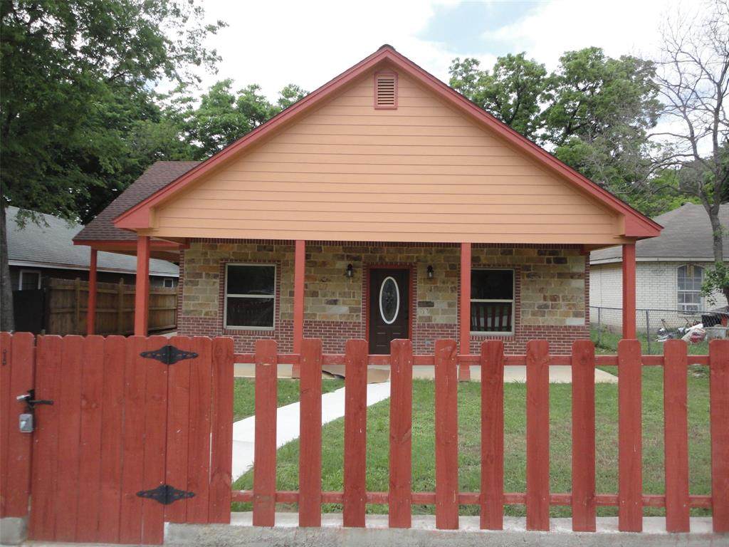 3311 Avenue M - Photo 1