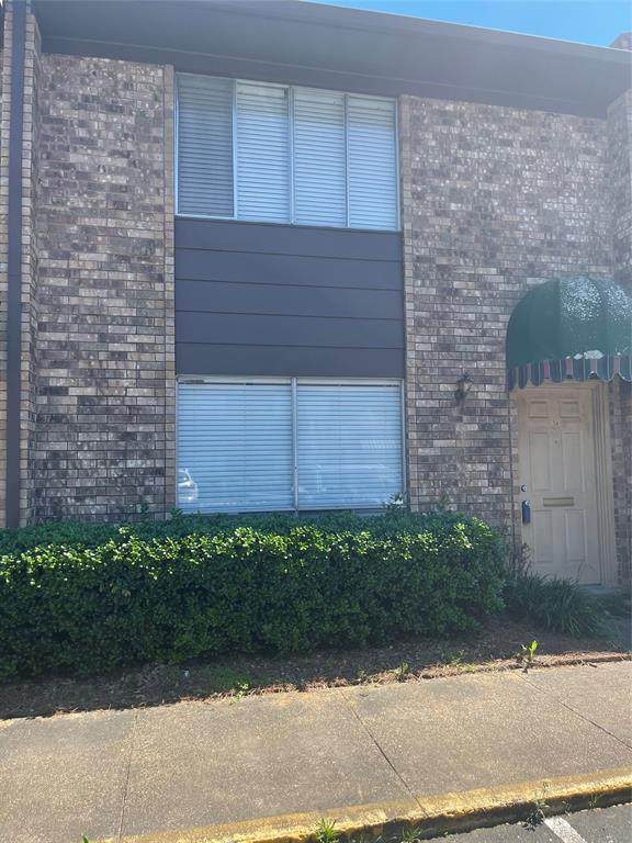 1820 Kings Highway - Photo 1