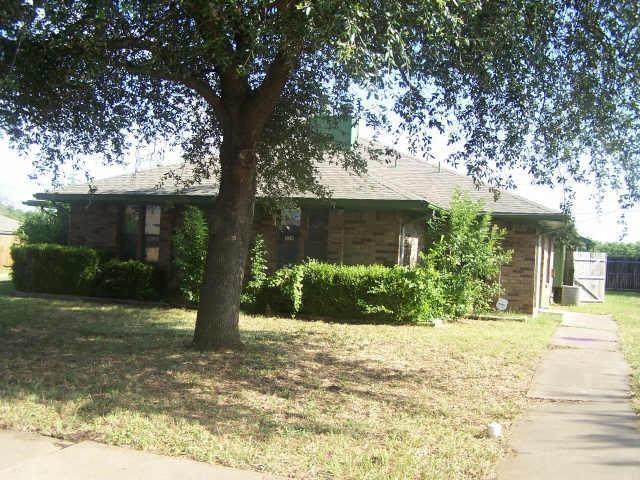 529 Shennandoah Drive - Photo 1