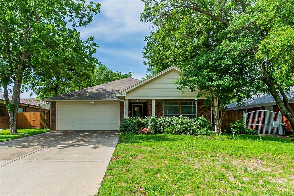 4828 Curzon Avenue - Photo 1