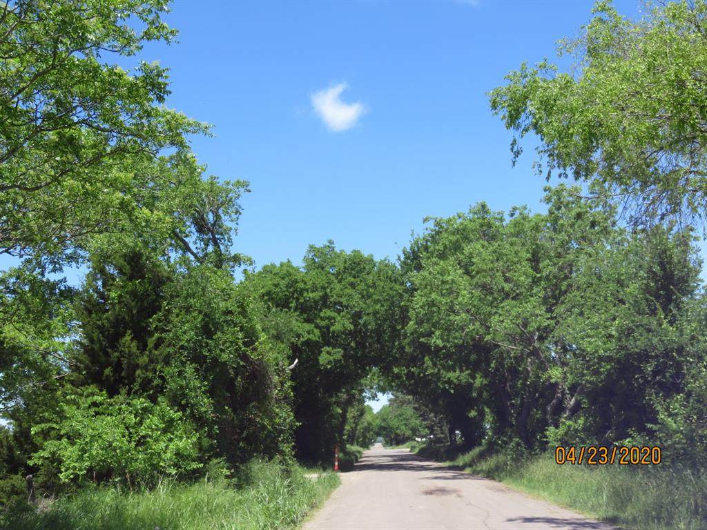 Lot 1 County Rd 4109 - Photo 1