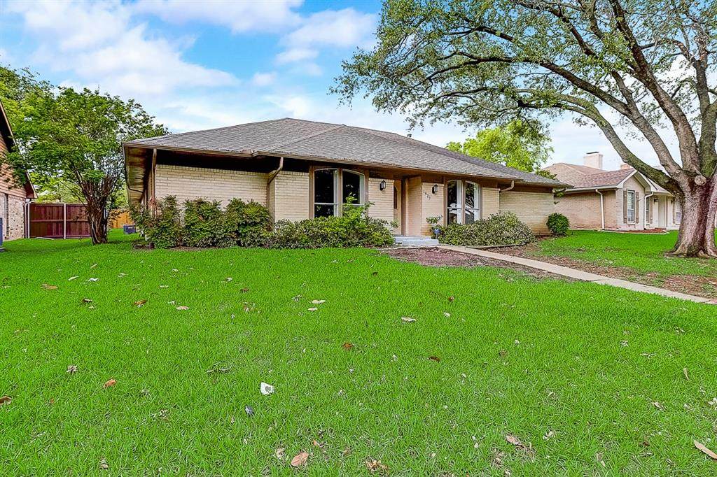 1927 Camden Way - Photo 1