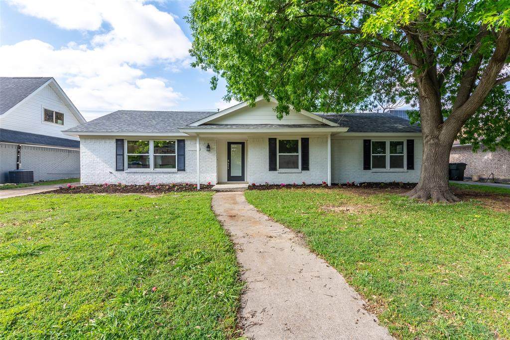 1413 Amherst Drive - Photo 1