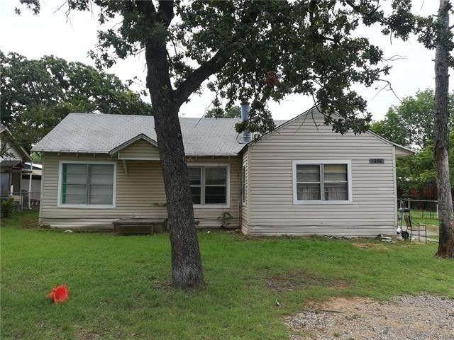 1206 Redbud Street - Photo 1