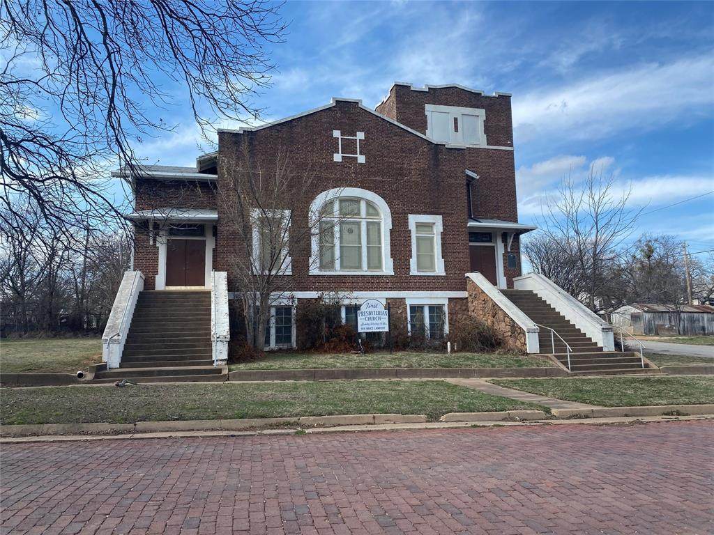 500 6th Street - Photo 1