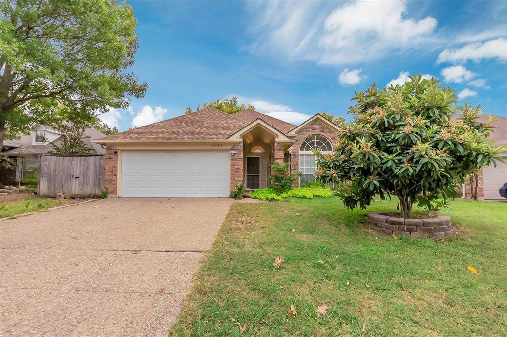 5419 Rolling Green Road - Photo 1