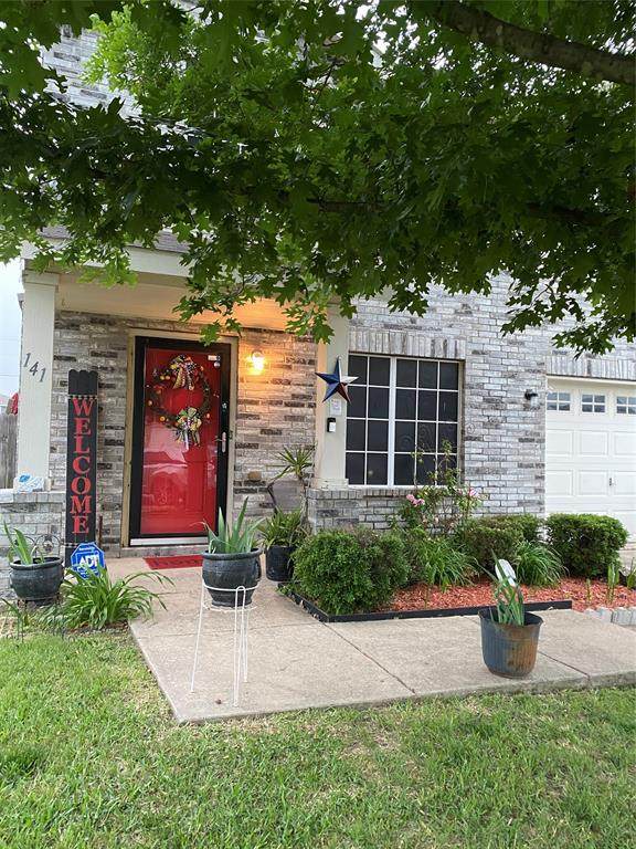 141 Driftwood Drive - Photo 1