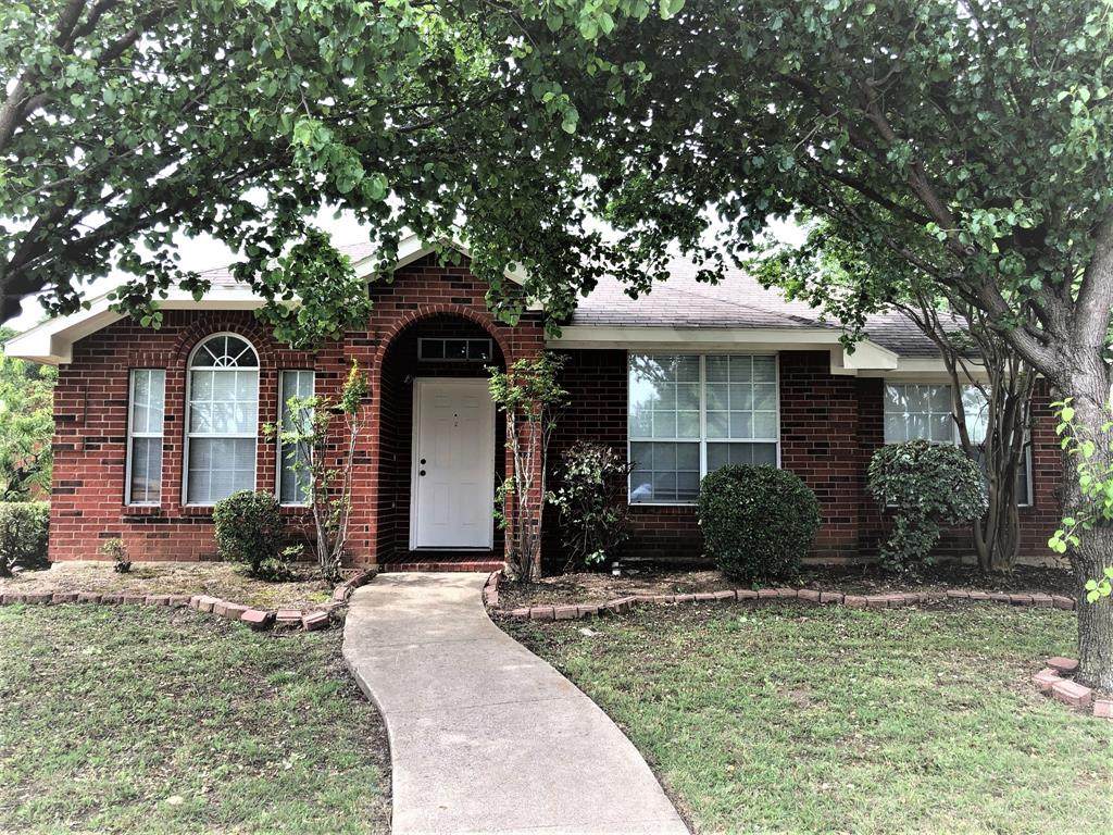 4301 Crystal Lane - Photo 1